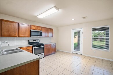 29707 Roland Orchard Ct, Spring, TX 77386 - photo 6