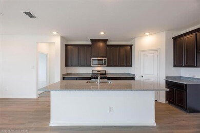 3814 Blue Stem  Kitchen 2