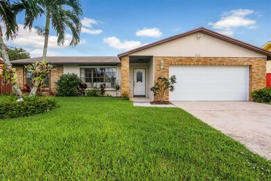 1365 Woodcrest Rd E West Palm-large-003-