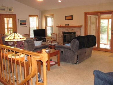 725 Foxfield Rd, Oregon, WI 53575 - photo 2