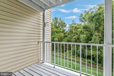 20313 Beaconfield Terrace unit 102, Germantown, MD 20874 - photo 7