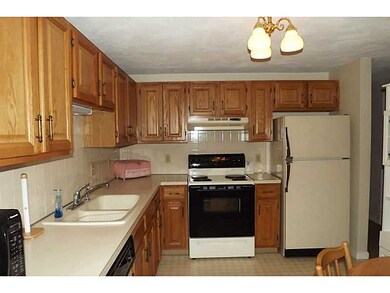 2709 Pinewood Dr, Smithfield, RI 02917 - photo 2