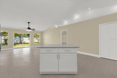 713 Maderia Ct, Kissimmee, FL 34758 - photo 6