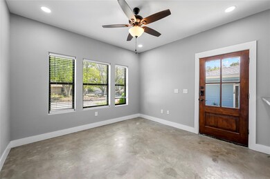 1317 S 5th Ave unit 1319, Denison, TX 75021 - photo 2