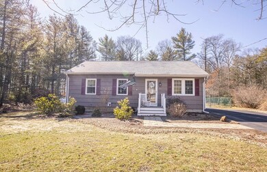 101 Rocky Meadow St, Middleboro, MA 02346 - photo 4