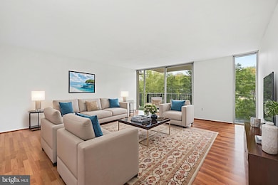 The Carlton unit 321, Arlington, VA 22204 - photo 7