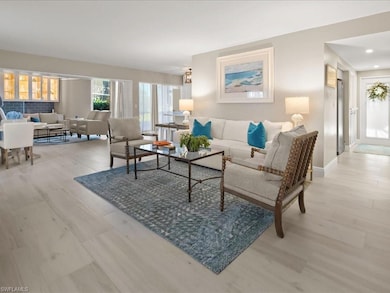 1568 Gulf Shore Blvd N unit 4, Naples, FL 34102 - photo 2