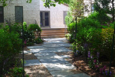 14 E Sound Ln, Vineyard Haven, MA 02568 - photo 3