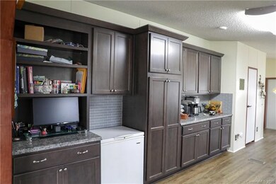 115 Sweetwater Dr, Statesville, NC 28625 - photo 6