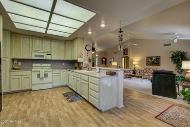 006_Kitchen