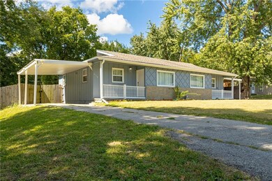 6116 Caenen St, Shawnee, KS 66216 - photo 2