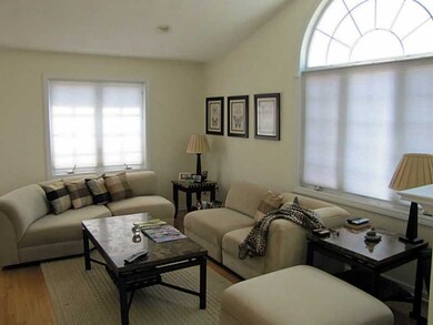 3 Queen Ave, West Warwick, RI 02893 - photo 4