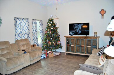 311 S 4th St, Bonham, TX 75418 - photo 3