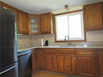 Nice working kitchen