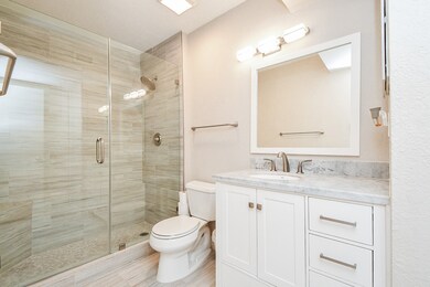 2700 Bellefontaine St unit A6, Houston, TX 77025 - photo 5