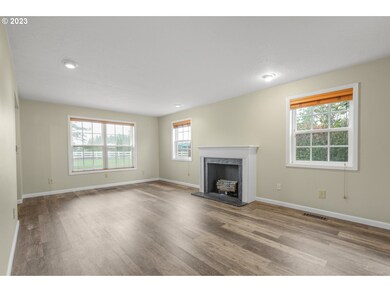 27295 S Primrose Path, Canby, OR 97013 - photo 5