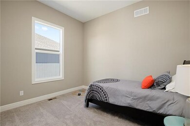 23516 W 89th St, Lenexa, KS 66227 - photo 5