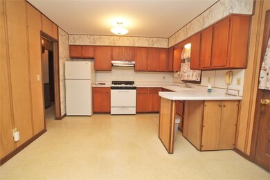 4062 N 800 E, Kokomo, IN 46901 - photo 2