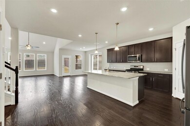 908 Leadtree Loop, Mustang Ridge, TX 78610 - photo 5