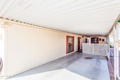02 Car Port