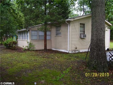 Exterior Front - Front