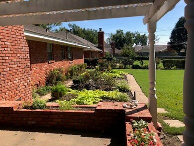 4913 N Brunson St, Oklahoma City, OK 73112 - photo 2
