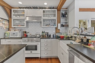 7 Murdock St, Cambridge, MA 02139 - photo 7