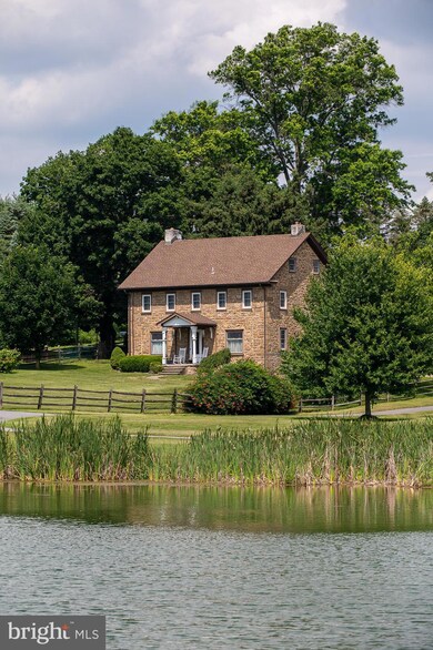 6127 Pa Route 873, Slatington, PA 18080 - photo 3