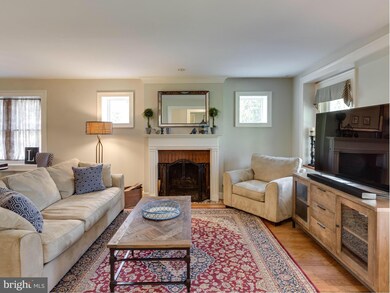 8917 Littleton St, Fairfax, VA 22032 - photo 5