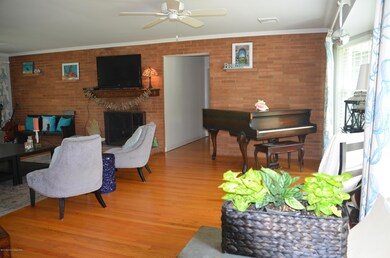 1102 Riverview Dr, Brielle, NJ 08730 - photo 2