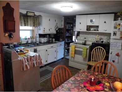 226 Buck St, Pembroke, NH 03275 - photo 2