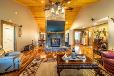 394 Bird Wilson Rd, La Fayette, GA 30728 - photo 5