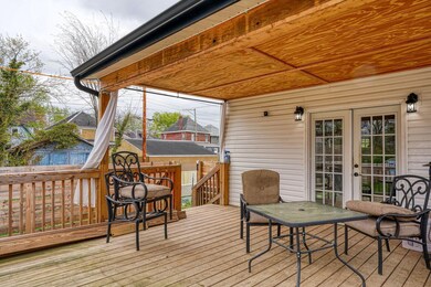 1128 Columbus St (38)