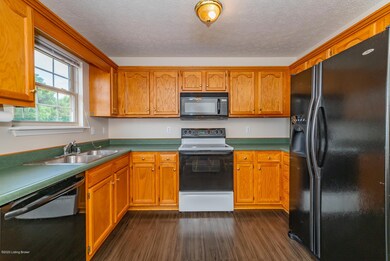 125 M G M Ct, Mount Washington, KY 40047 - photo 4