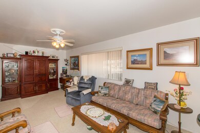 05 Family Room
