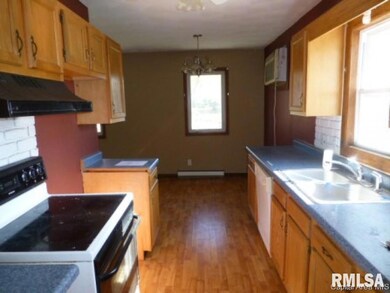 3 Villa Dr, Virginia, IL 62691 - photo 5