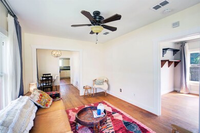 1008 Jewett St, Houston, TX 77009 - photo 3