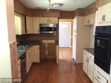 6605 Rycroft Ave, New Carrollton, MD 20784 - photo 5