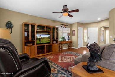 7-web-or-mls-4700-e-walnut-rd