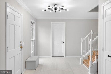 8740 Falls Chapel Way, Potomac, MD 20854 - photo 5