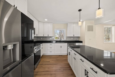 Complete w/ stainless steel appliances
