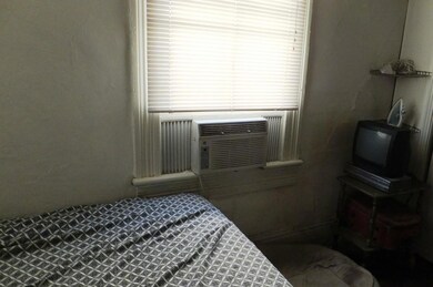 914 Bedroom 2