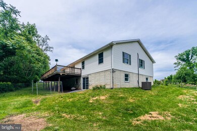 81 Mish Rd, Bunker Hill, WV 25413 - photo 4