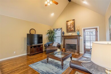 3714 Sumner Ct, Sherman, TX 75090 - photo 6