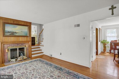 1012 Barberry Rd, Reading, PA 19611 - photo 5