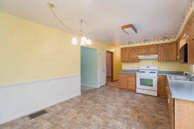 145 Meadow Ln, Tekonsha, MI 49092 - photo 7