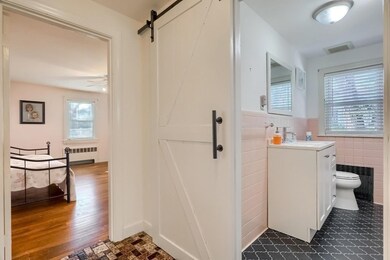 127 Albemarle Rd, Newtonville, MA 02460 - photo 3