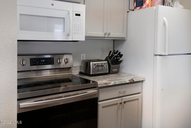 Mtn-Glen-F-104-MLS_08