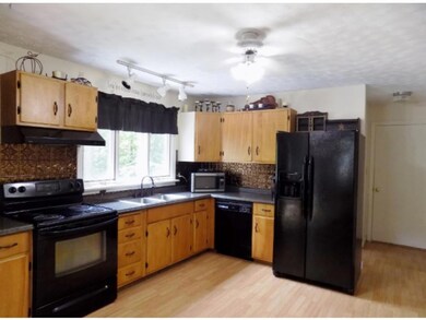 154 Carroll Blvd, Saint Johnsbury, VT 05819 - photo 5