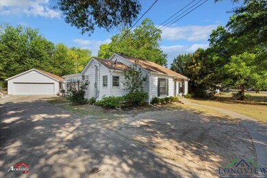 307 Glover Dr, Longview, TX 75601 - photo 4